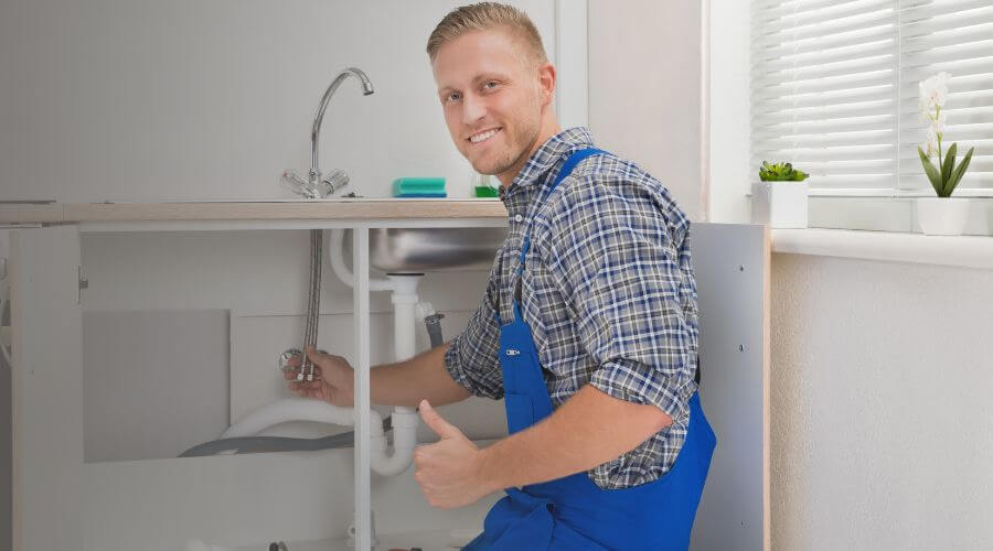 Holiday Plumbing Service in Hungerford, TX